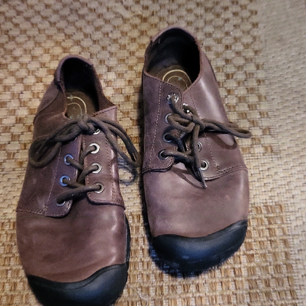 Keen Men's Dark Brown Leather Oxfords